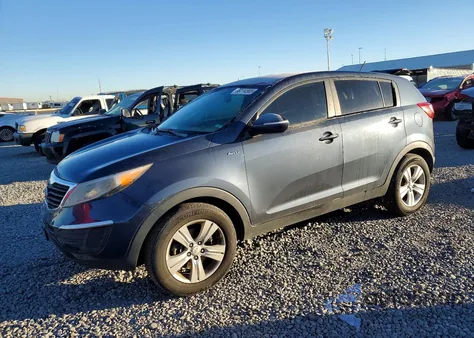 2013 Kia Sportage Lx z USA, uszkodzony, nr VIN KNDPBCA25D7470435